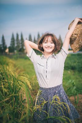 雏鸟幼儿小学生张婉莹,女大学生的沙龙室