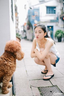 《卖房子的女人》